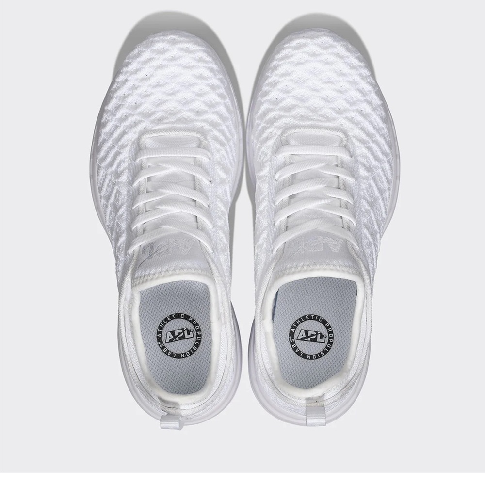 Athletic Propulsion Labs Women's TechLoom Phantom
White size 8.5